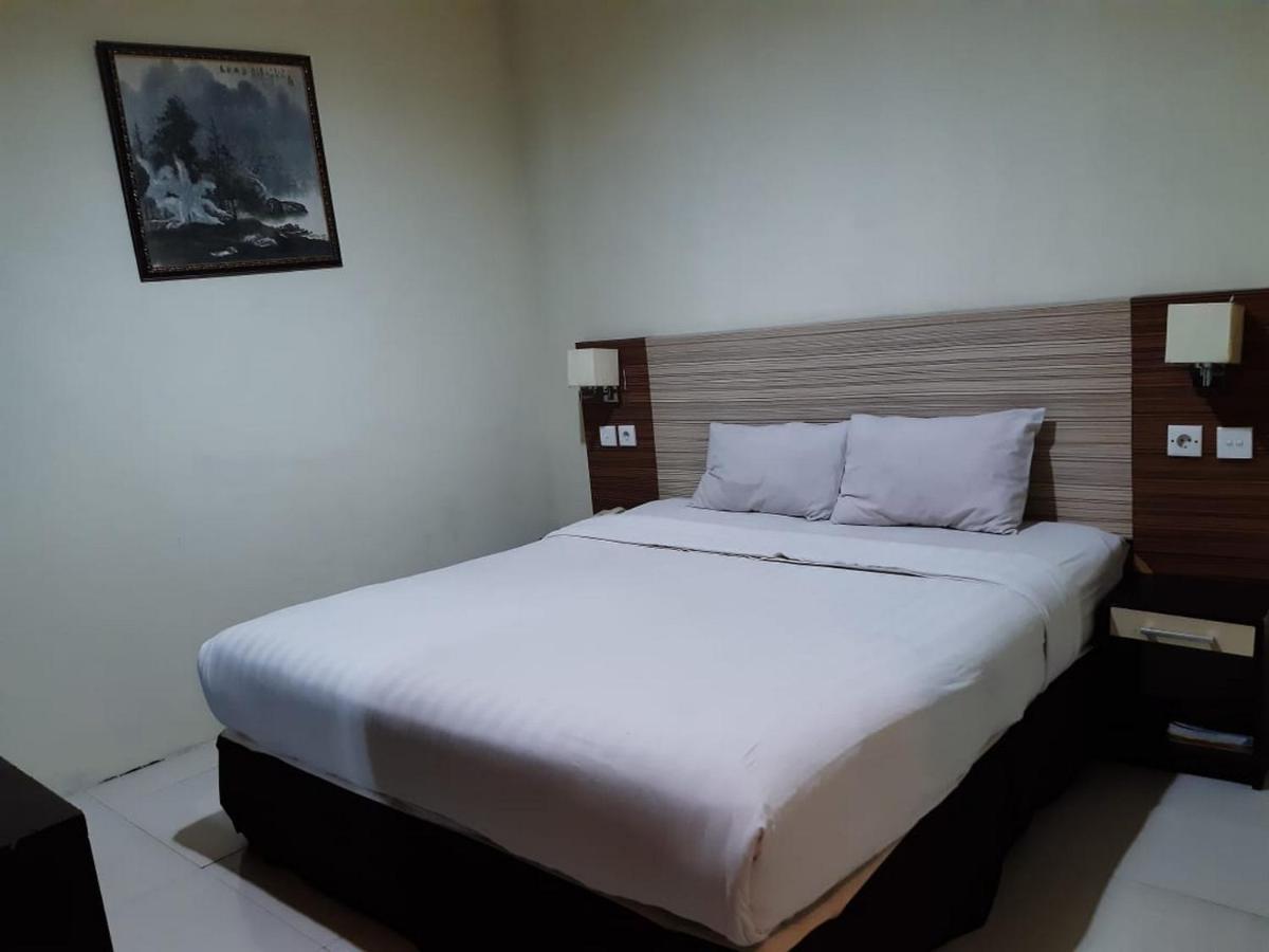 Agraha Andalas Hotel Makassar Kültér fotó