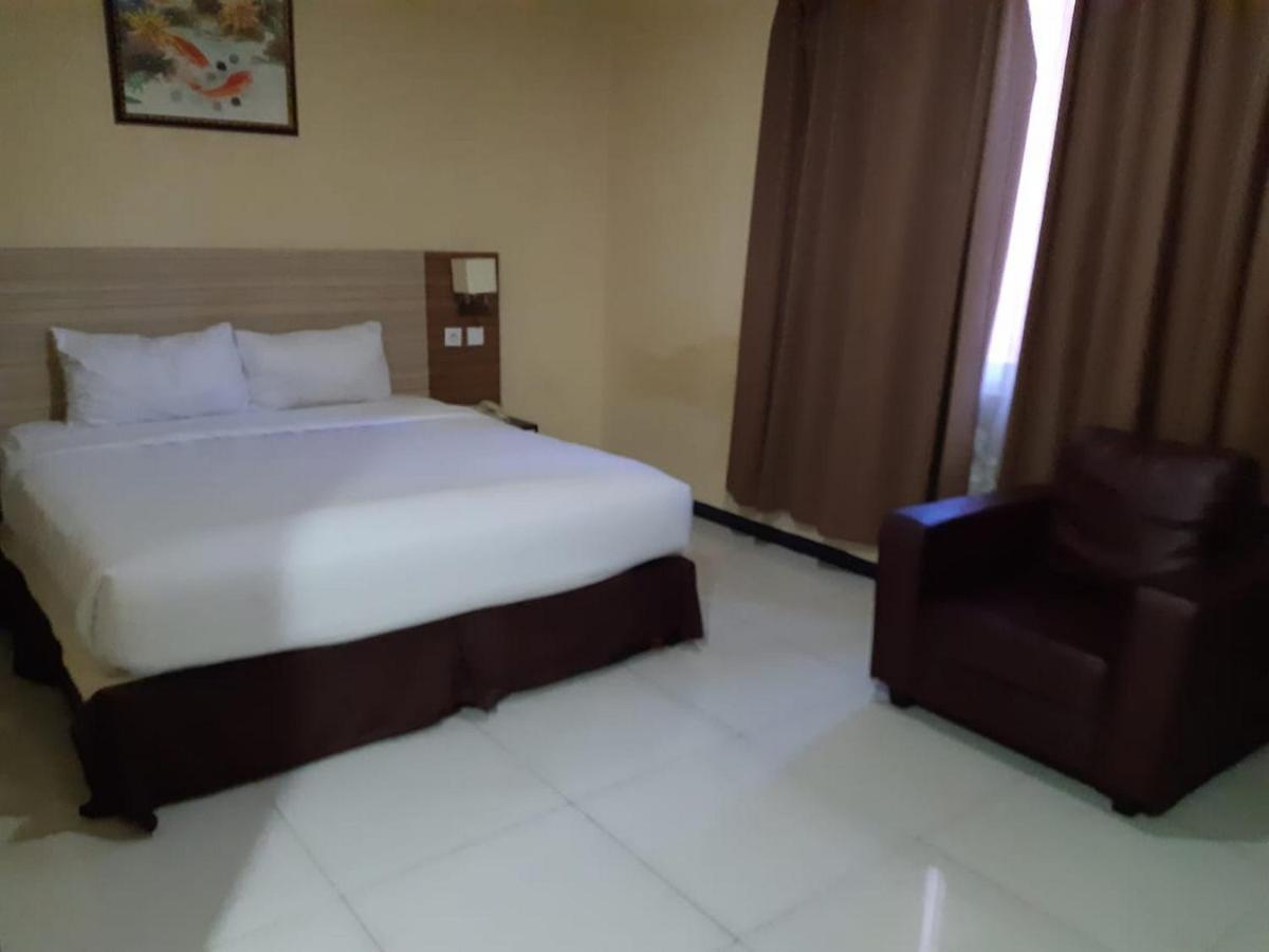 Agraha Andalas Hotel Makassar Kültér fotó