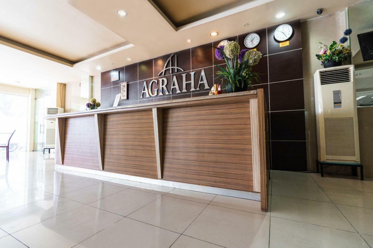 Agraha Andalas Hotel Makassar Kültér fotó